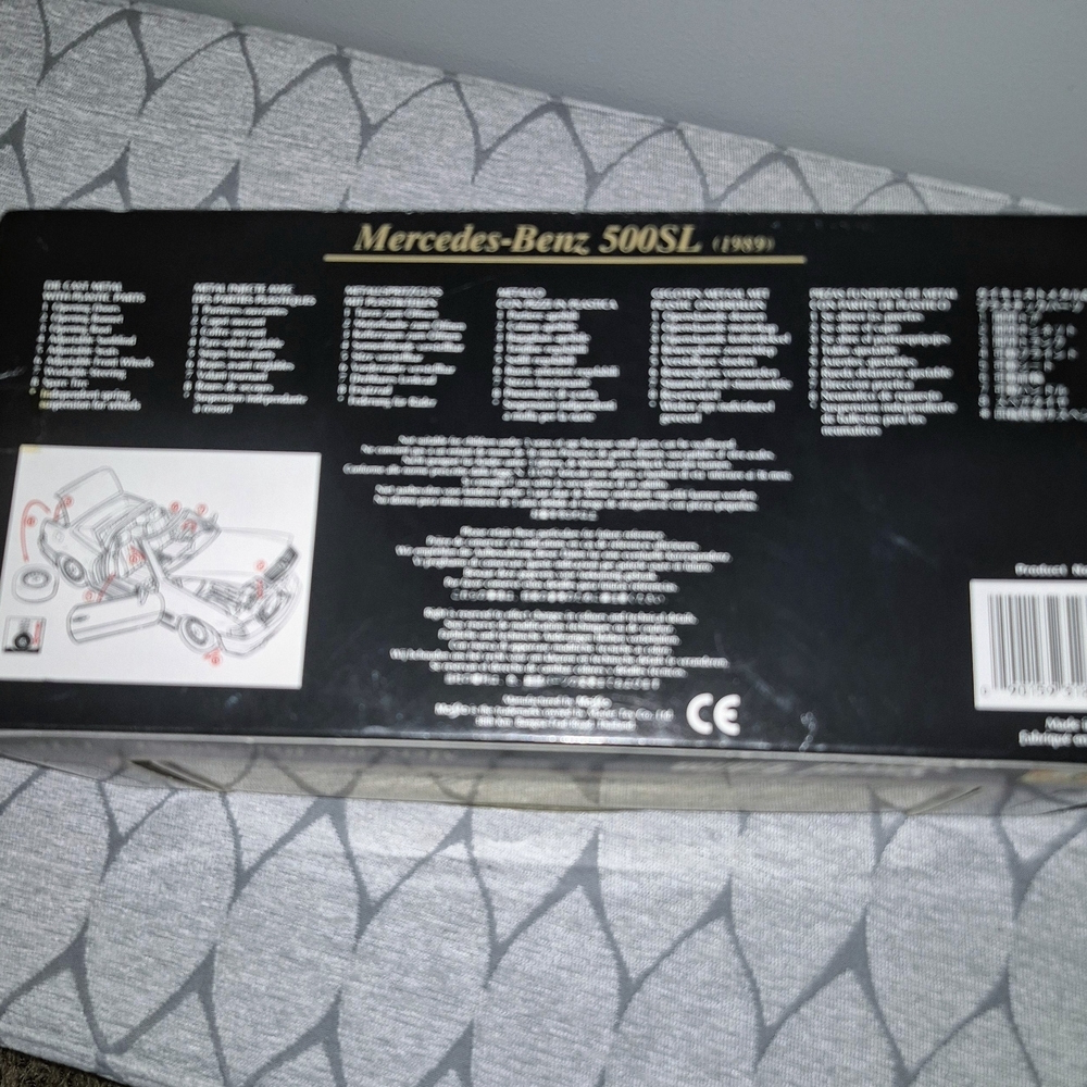 Mercedes-Benz 500SL Model Car. Maisto 1989 Mercedes Silver Convertible. NEW - Picture 4 of 8